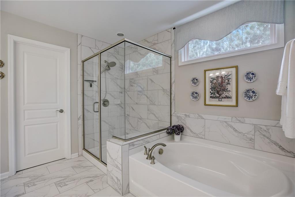 977 Woodbury Road Property Photo 21