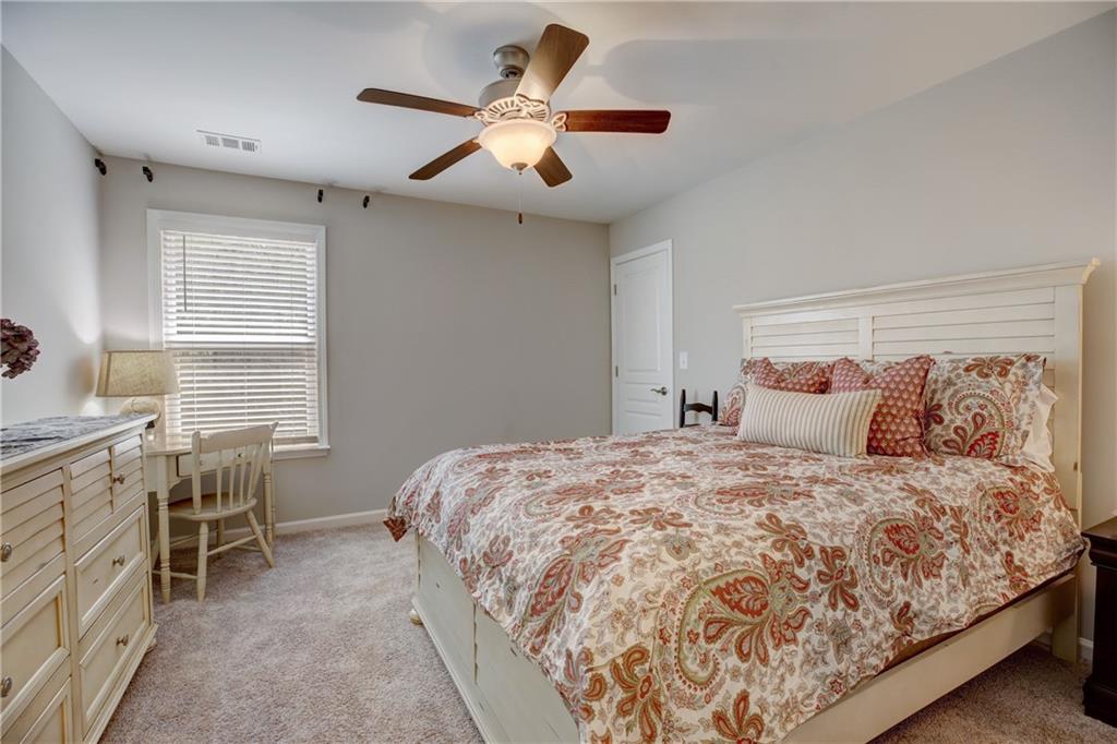 977 Woodbury Road Property Photo 30