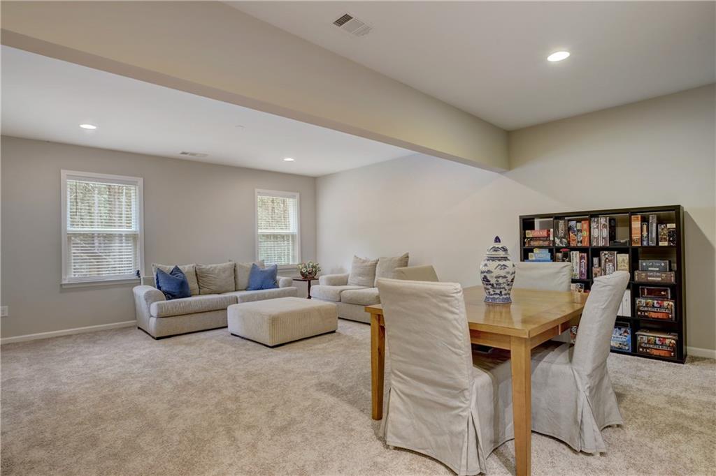 977 Woodbury Road Property Photo 34
