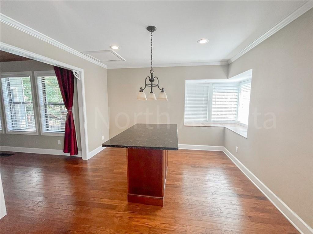4943 Preswick Court Ne Property Photo 7