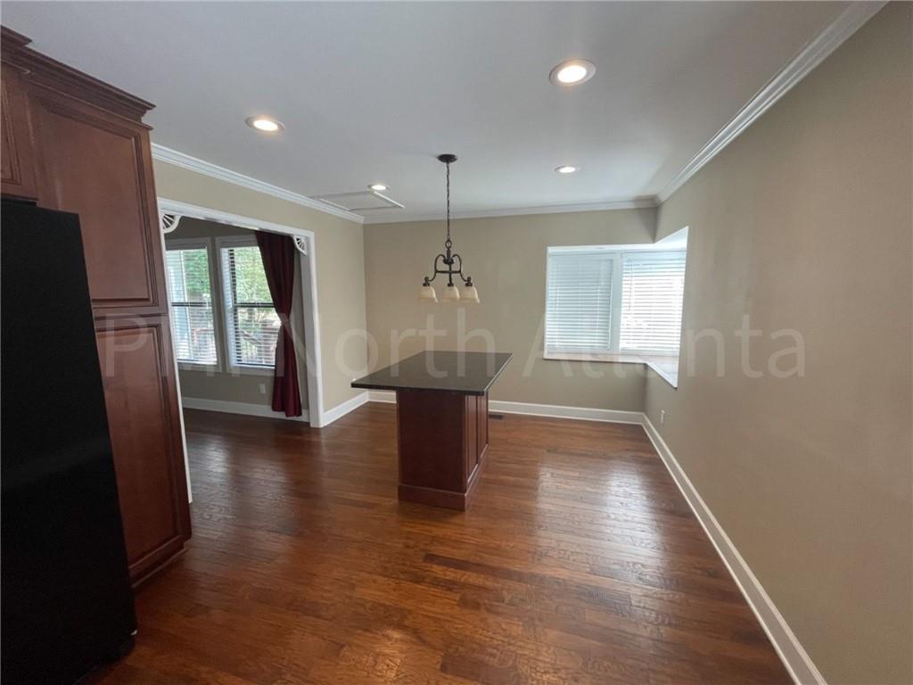 4943 Preswick Court Ne Property Photo 8