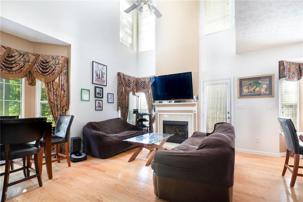 2451 Stonegate Drive Nw Property Photo 5