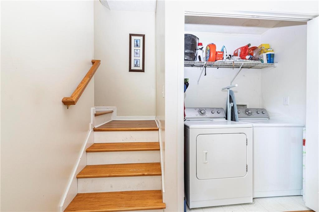 2451 Stonegate Drive Nw Property Photo 11