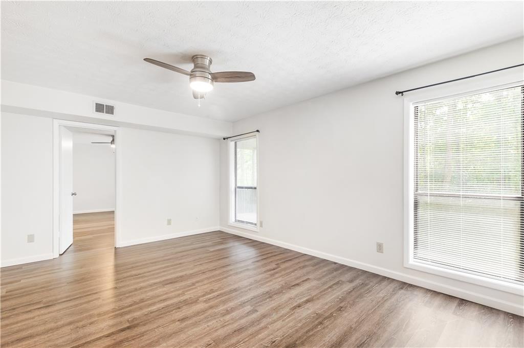 2105 Cumberland Court Se Property Photo 22