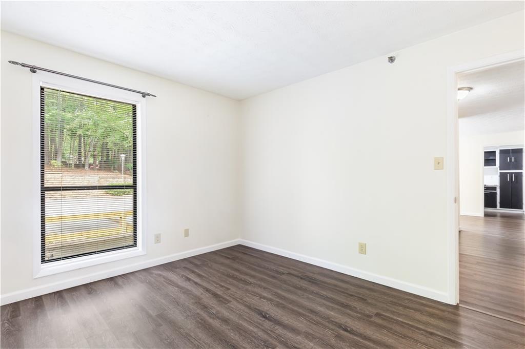 2105 Cumberland Court Se Property Photo 24