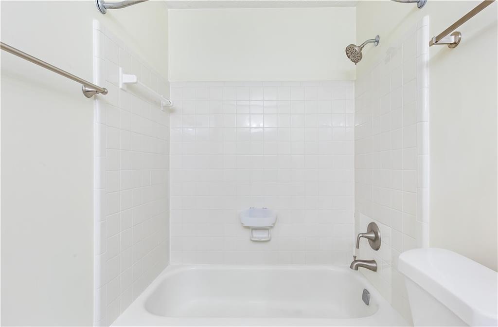 2105 Cumberland Court Se Property Photo 27