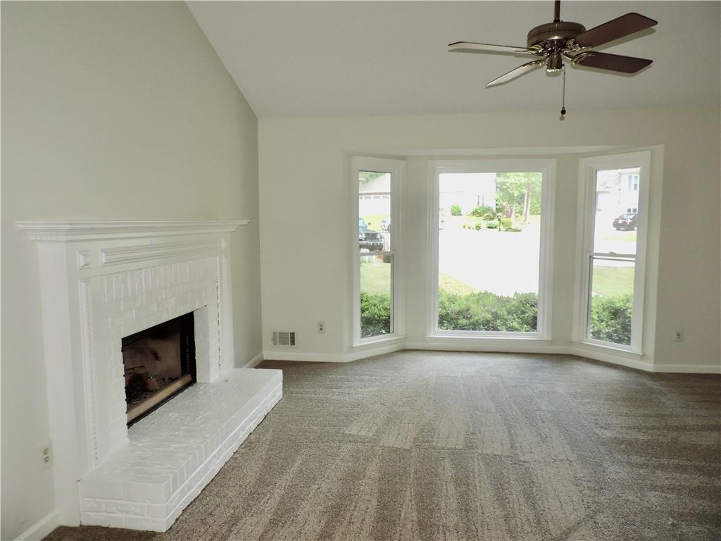 3264 Woodcliff Way Property Photo 6