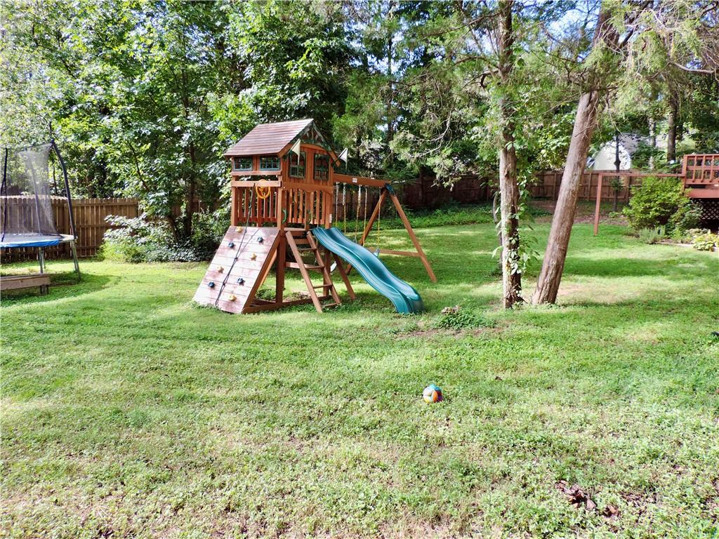 3264 Woodcliff Way Property Photo 26