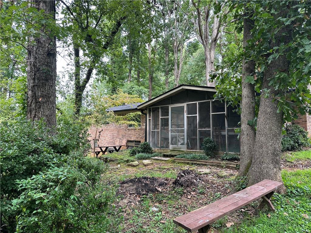 1731 Rugby Road Property Photo 6