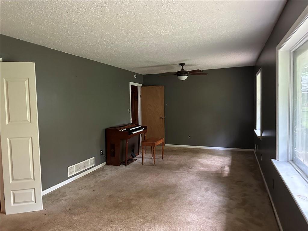 1731 Rugby Road Property Photo 13
