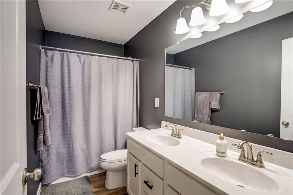 244 Moonlit Trail Property Photo 33