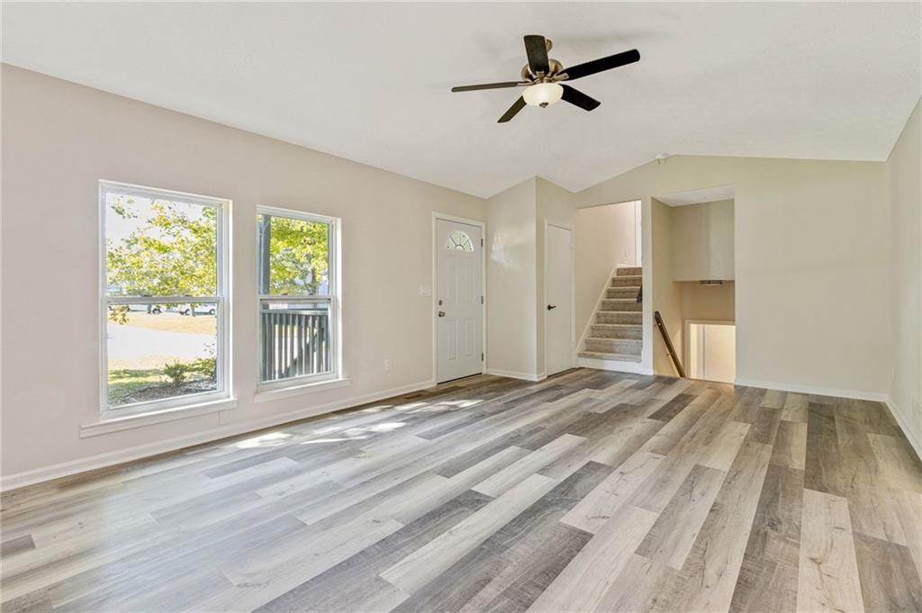 570 Sunset Ridge Drive Property Photo 8