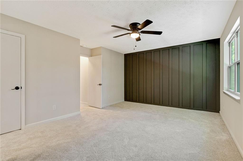 570 Sunset Ridge Drive Property Photo 14