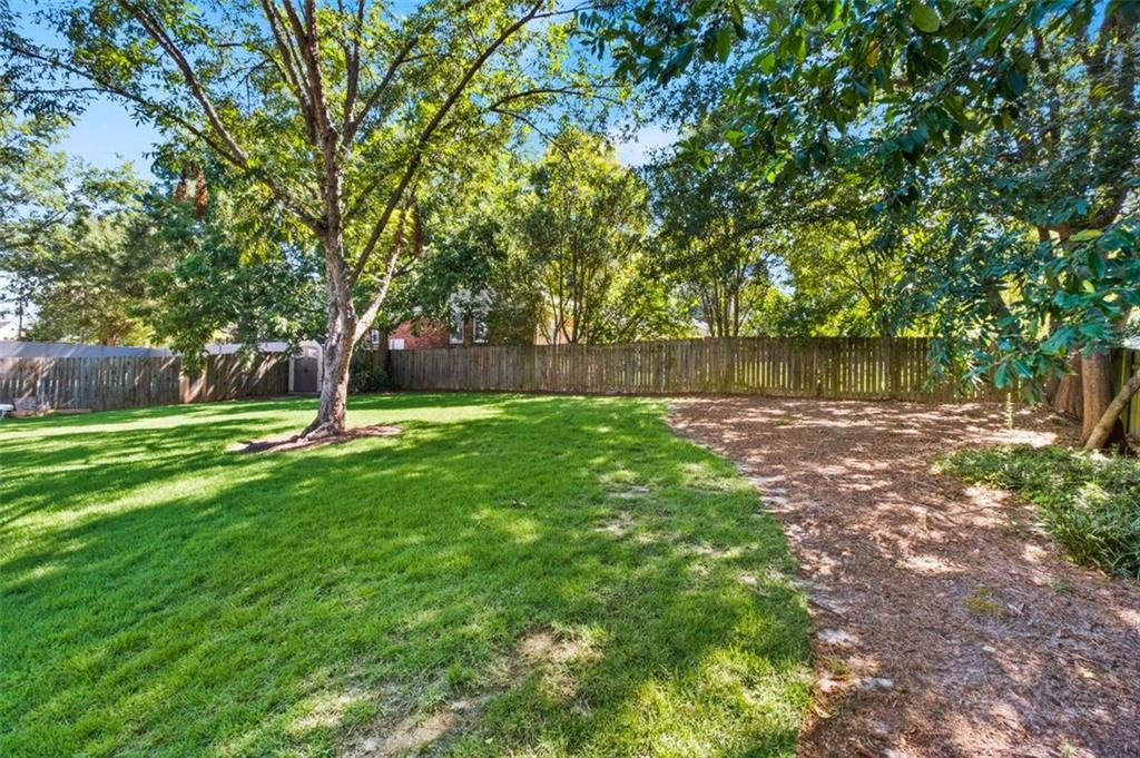 1394 N Druid Hills Road Ne Property Photo 28