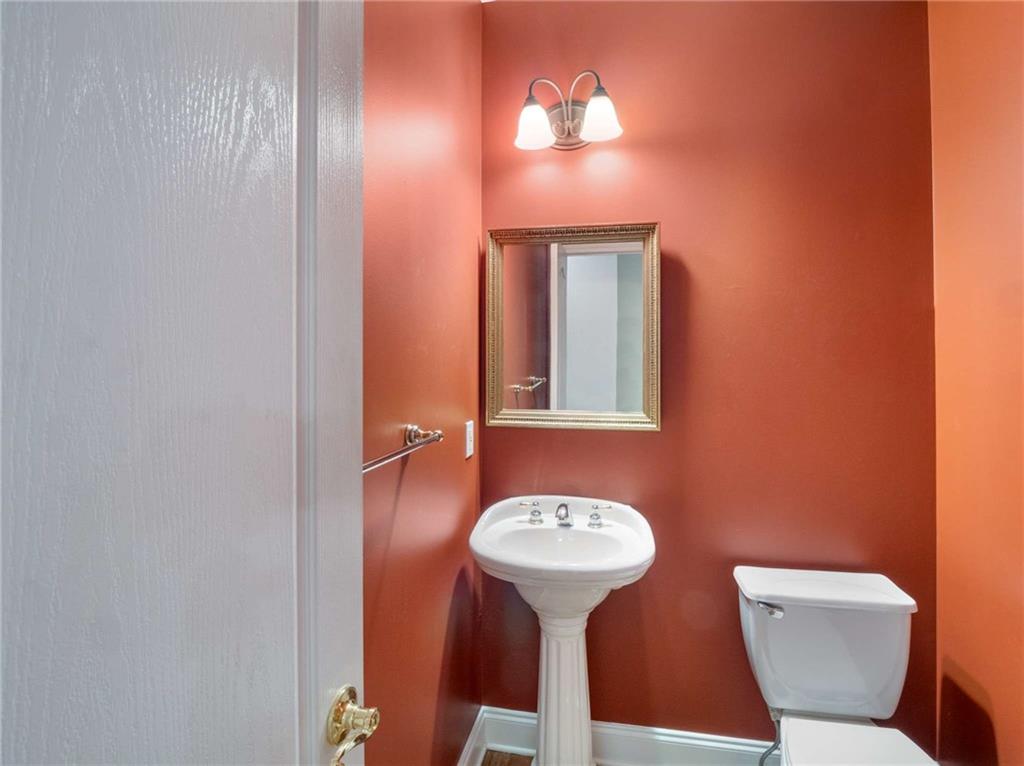 2916 Stanway Avenue Property Photo 28