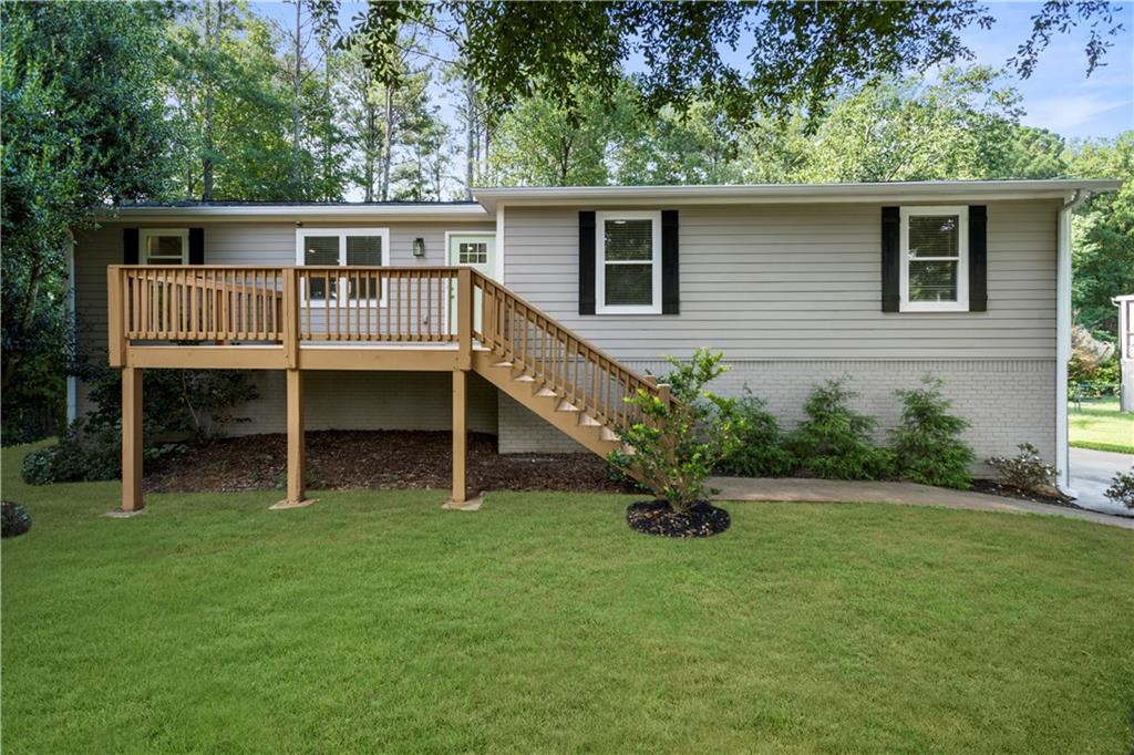130 Pioneer Drive Property Photo 1