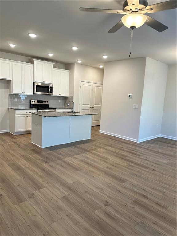 4695 Fullerton Drive Property Photo 5