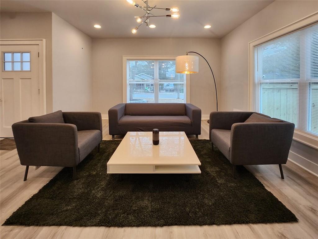 1089 White Oak Avenue Sw Property Photo 6