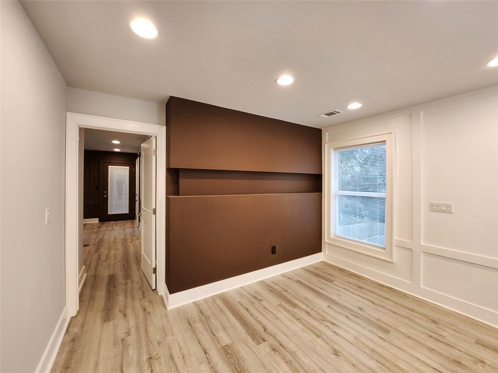 1089 White Oak Avenue Sw Property Photo 16