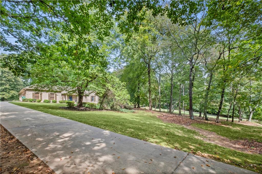 2169 Arbor Hill Road Property Photo 2