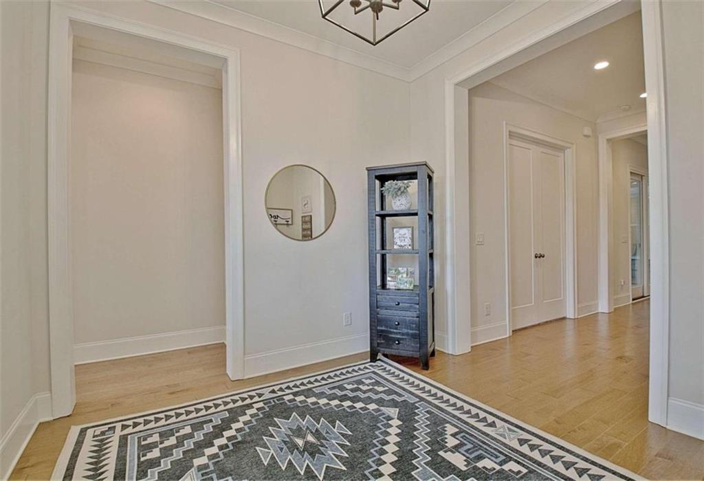 218 Bandon Way Property Photo 11