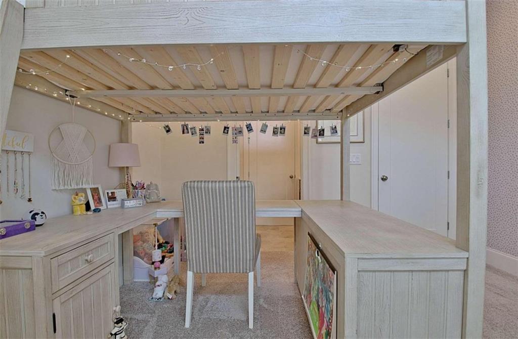 218 Bandon Way Property Photo 14