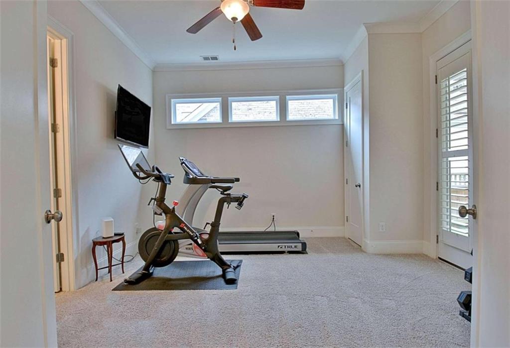 218 Bandon Way Property Photo 18