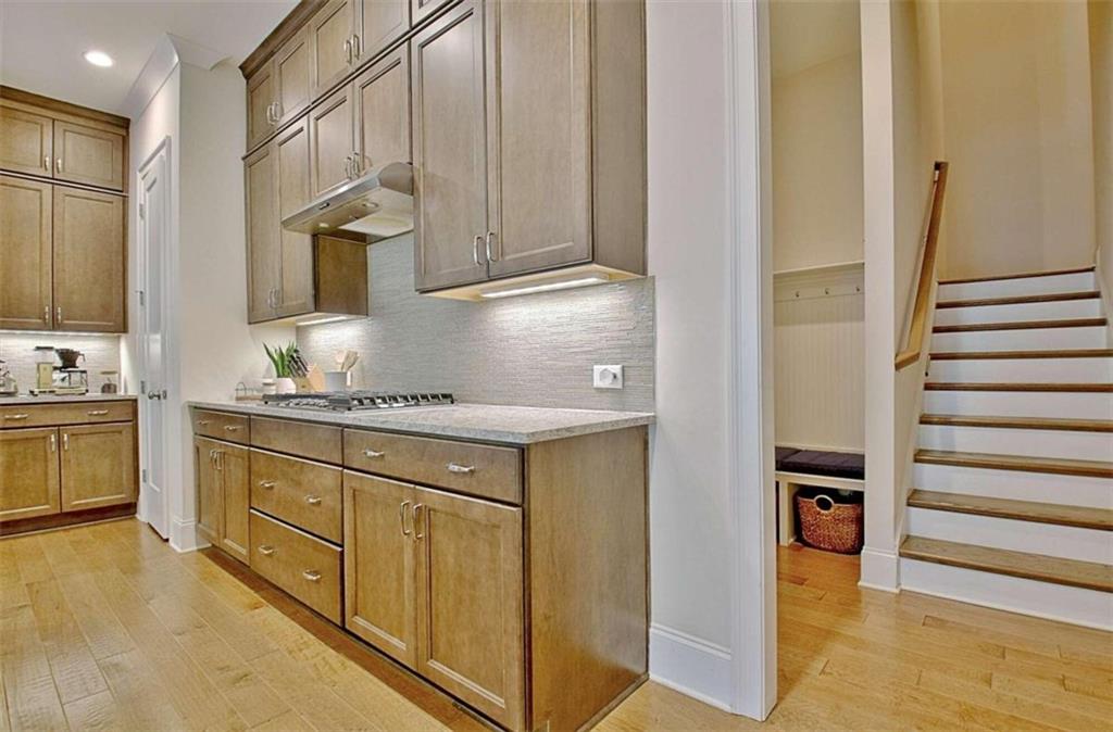 218 Bandon Way Property Photo 29
