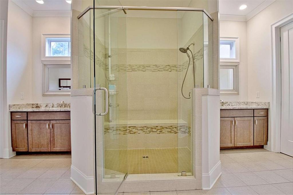 218 Bandon Way Property Photo 45