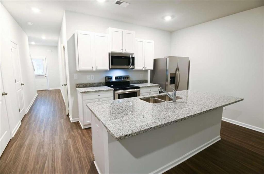 133 Village Green Drive Unit 160 Property Photo 8