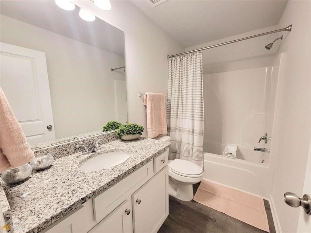 133 Village Green Drive Unit 160 Property Photo 20