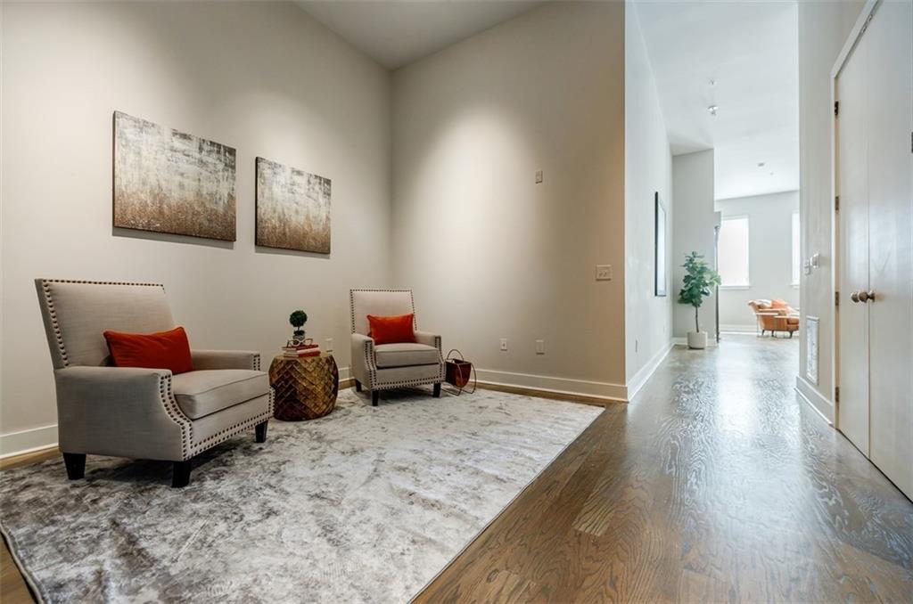 200 N Highland Avenue Ne Unit 105 Property Photo 2