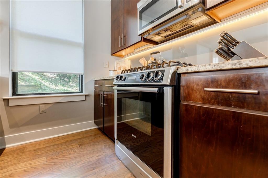 200 N Highland Avenue Ne Unit 105 Property Photo 19