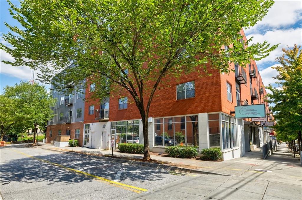 200 N Highland Avenue Ne Unit 105 Property Photo 46