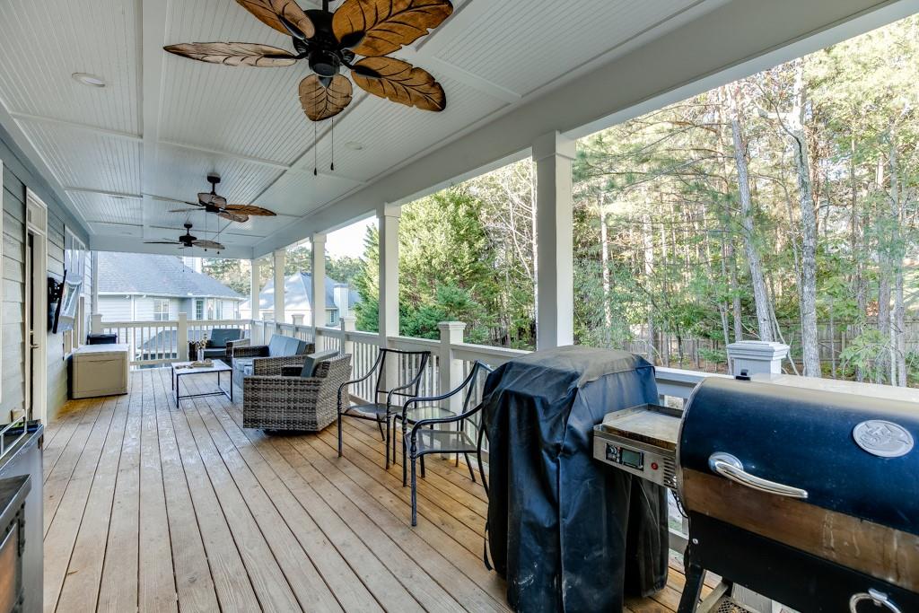 6180 Lake Windsor Parkway Property Photo 5