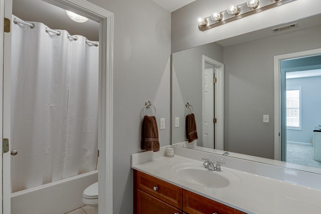 6180 Lake Windsor Parkway Property Photo 31