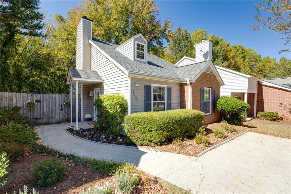 2680 Saint Charles Lane Nw Property Photo 2