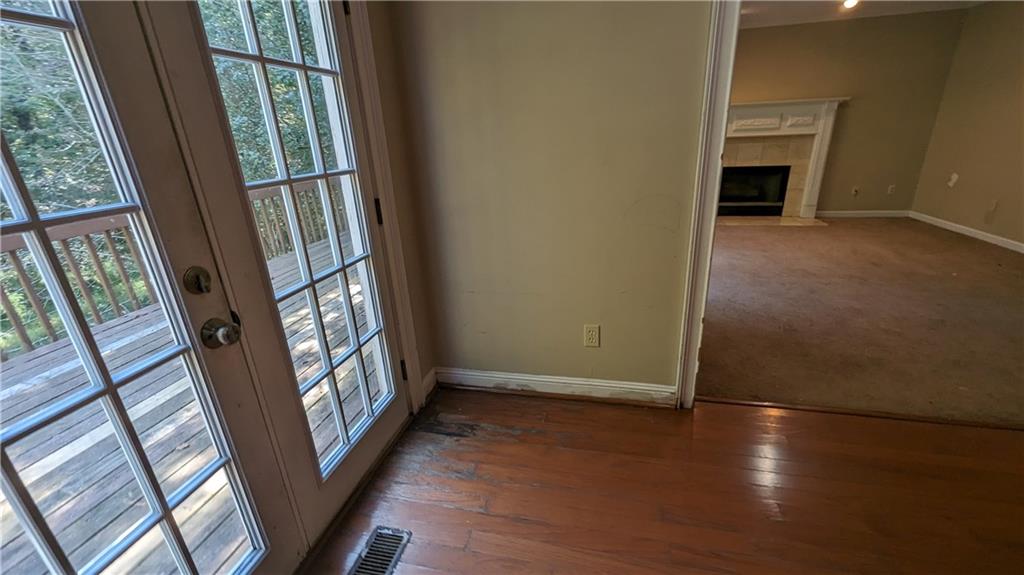 270 The Esplanade Way Se Property Photo 8