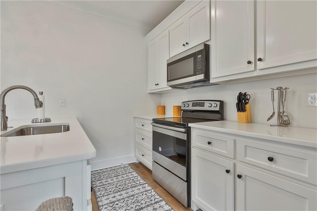 3052 State Road Property Photo 14