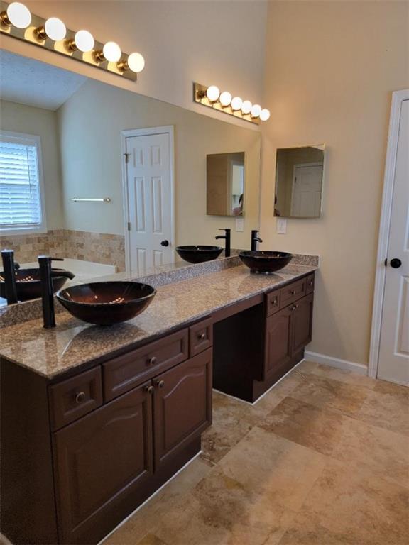 2497 Sandstone Place Property Photo 12