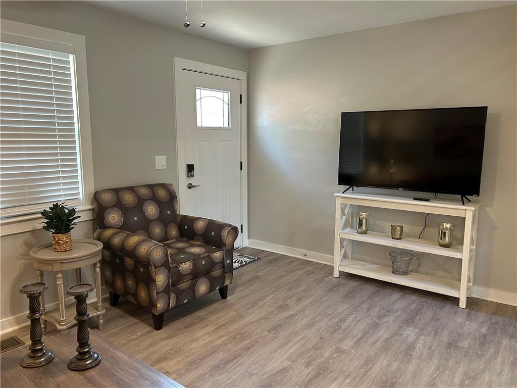 131 Fox Place Property Photo 4