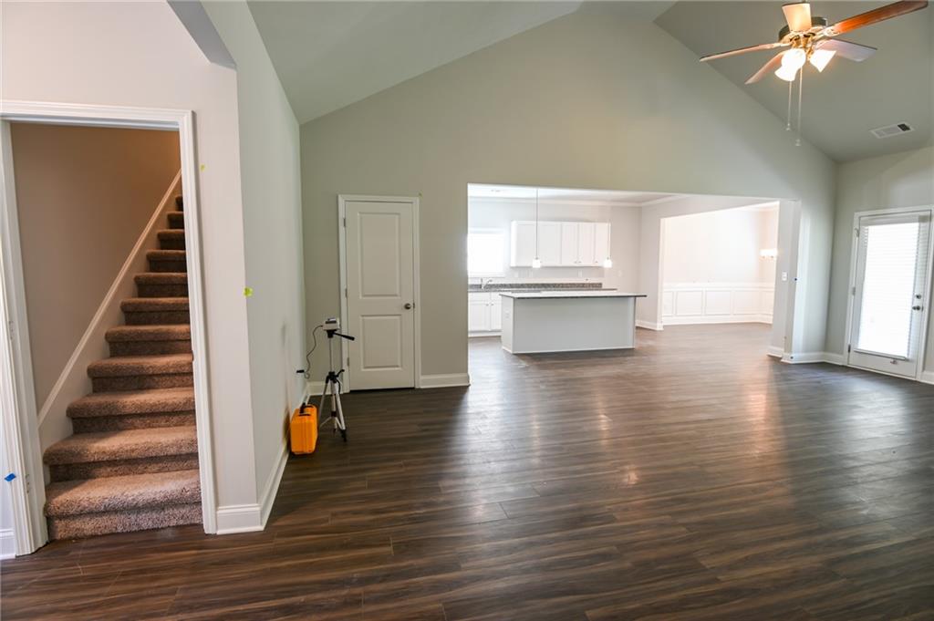 1226 Knowles Property Photo 3