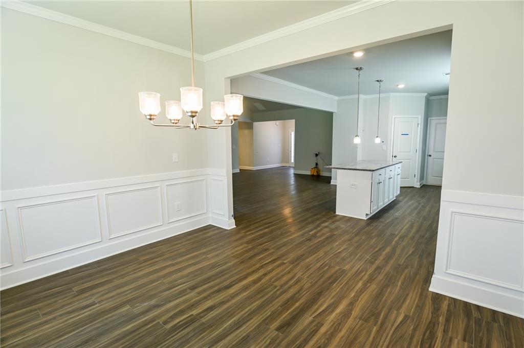 1226 Knowles Property Photo 8