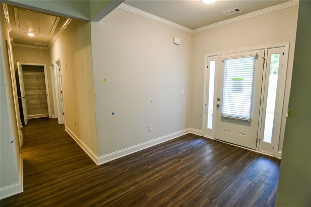 1226 Knowles Property Photo 12