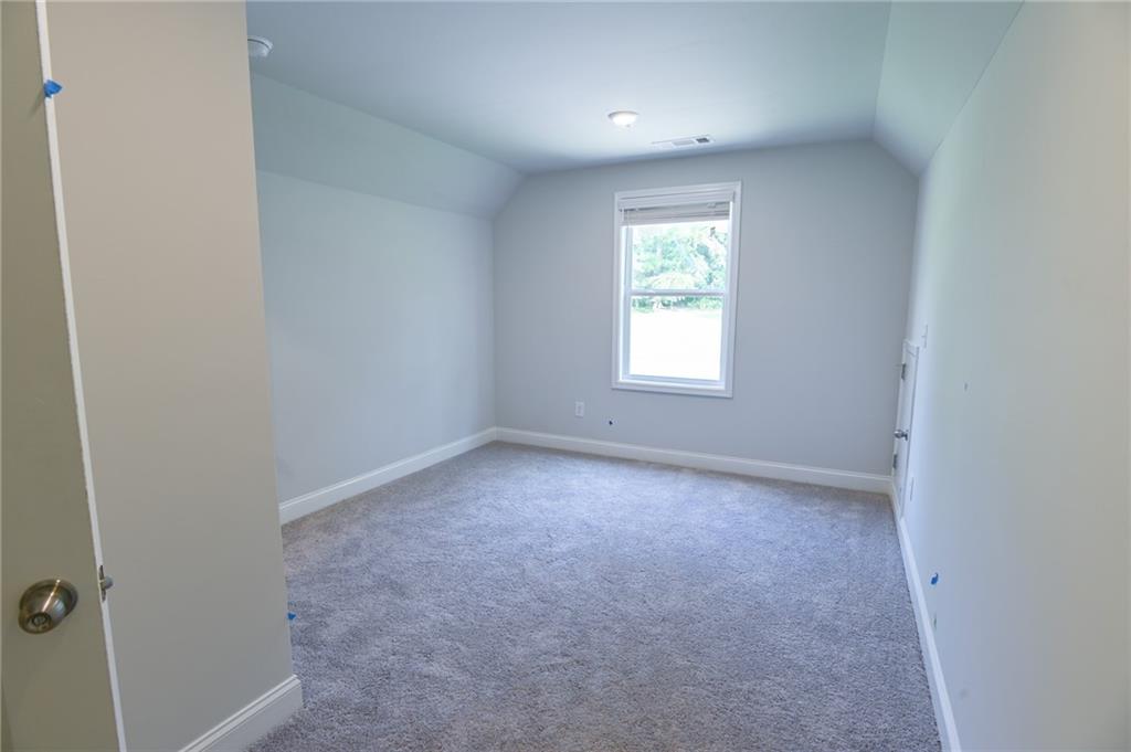 1226 Knowles Property Photo 14