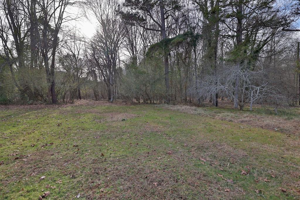 1922 Athens Highway Property Photo 5