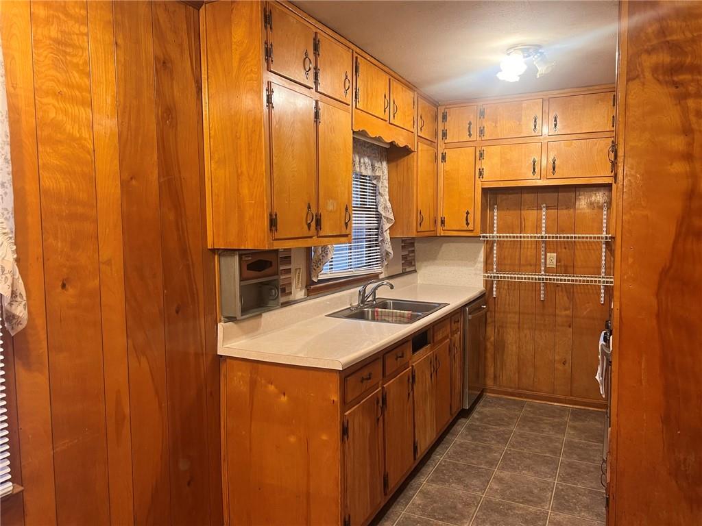 4890 Prince Road Se Property Photo 16