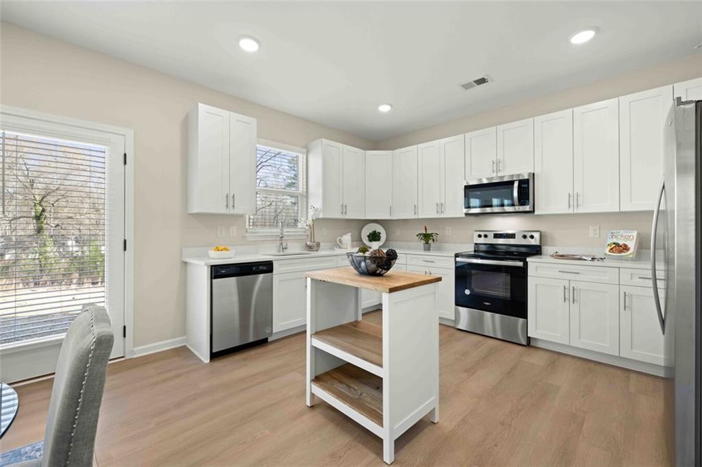 3489 Fairview Road Unit Maple Property Photo 5