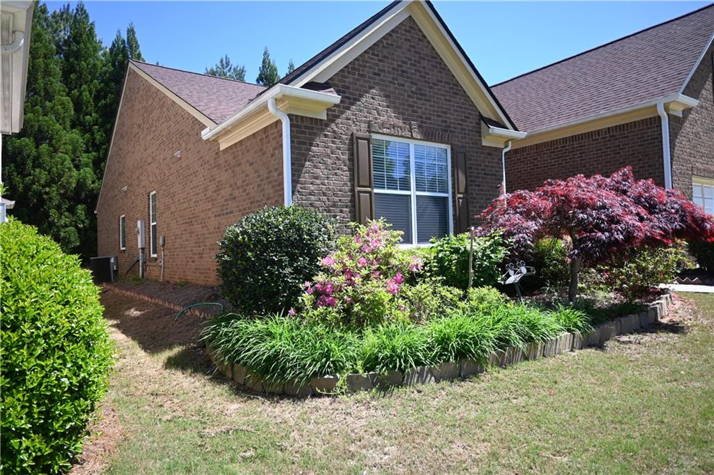 2816 Staunton Drive Property Photo 3