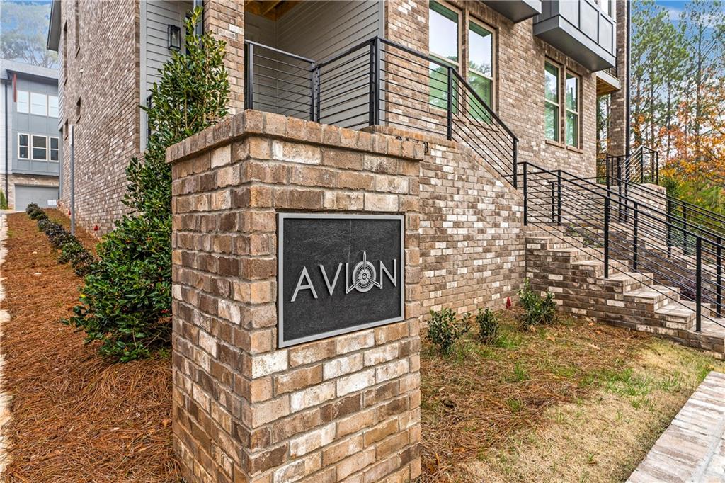 2174 Avion Way Unit 11 Property Photo 2